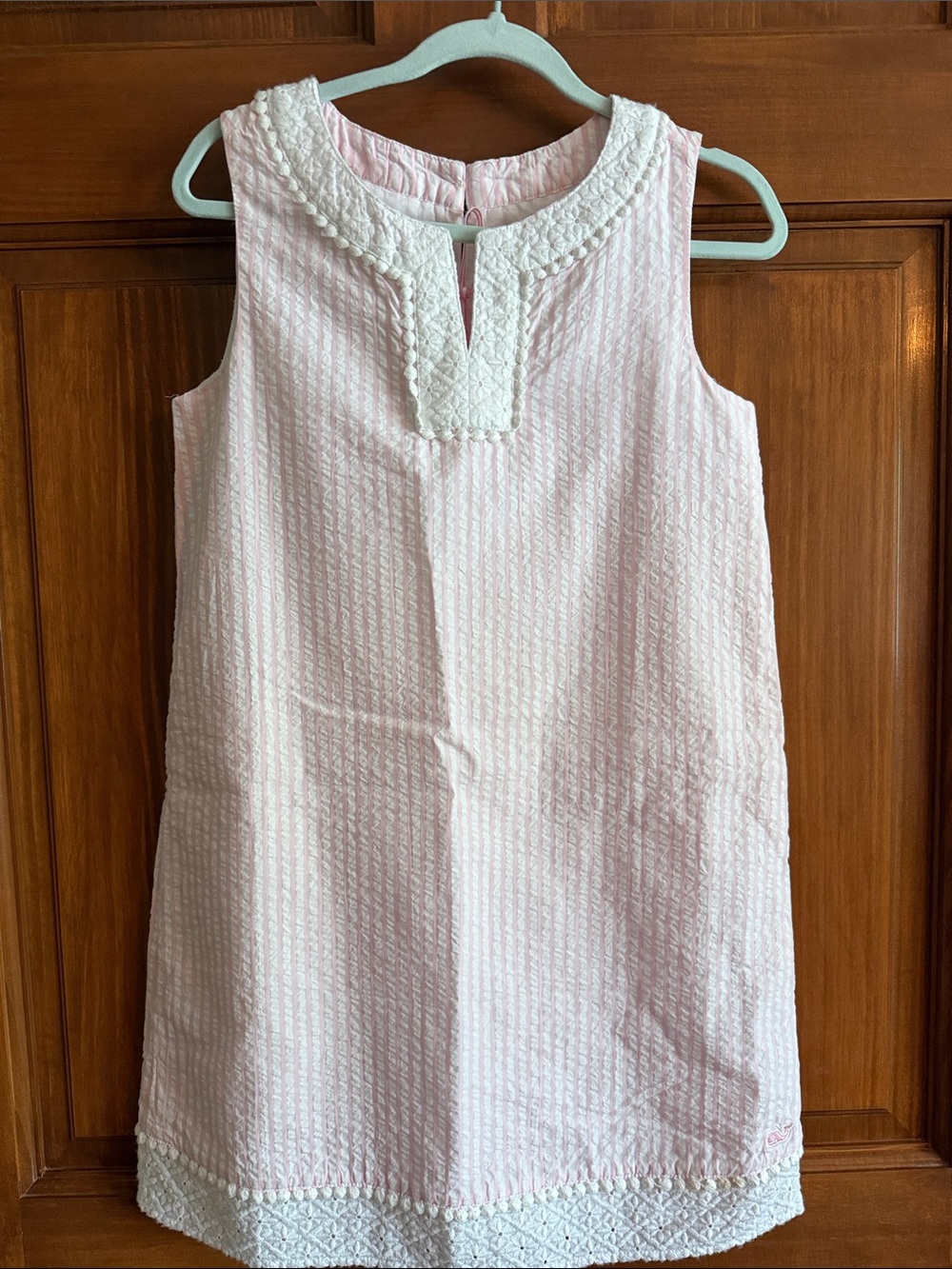 Vineyard Vines  Sleeveless Pink Shift Dress with White Trim